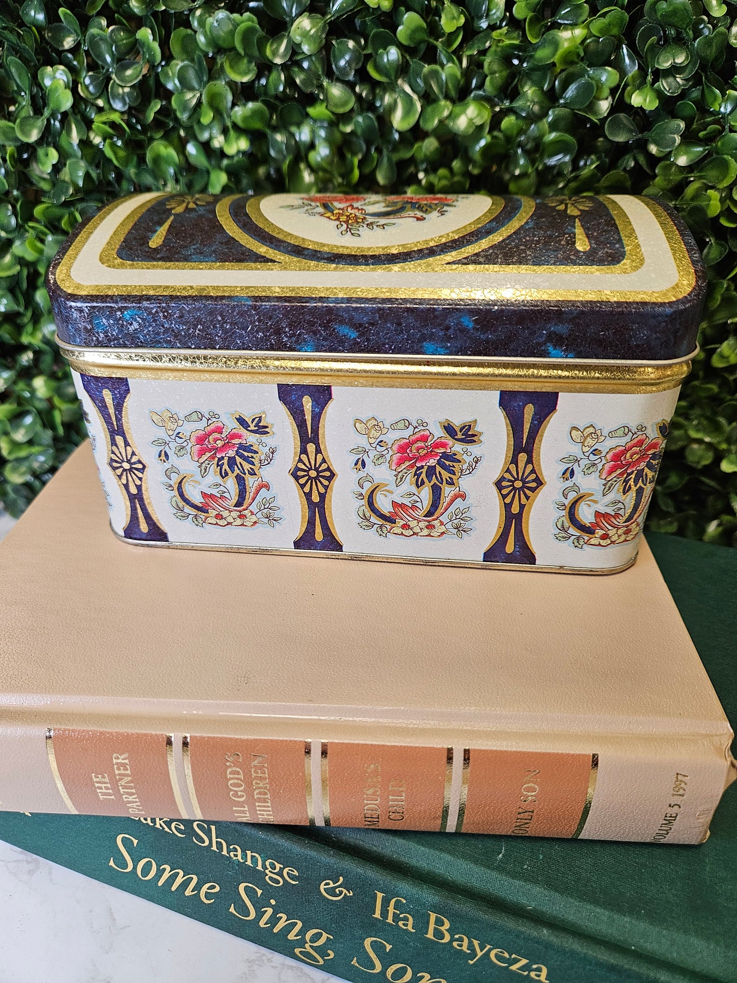 Vintage floral rectangle trunk shape tin - blue - gold trim