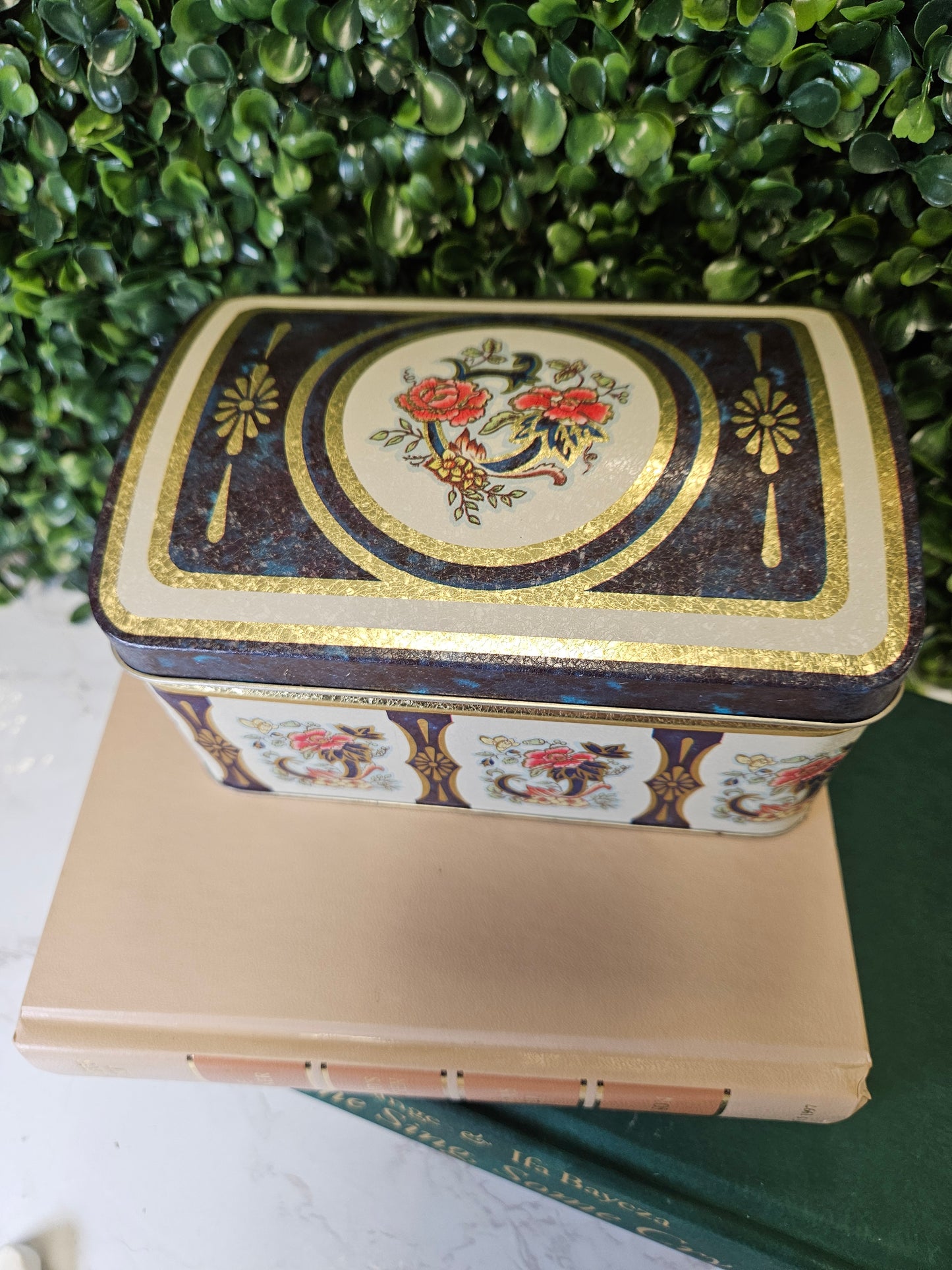 Vintage floral rectangle trunk shape tin - blue - gold trim