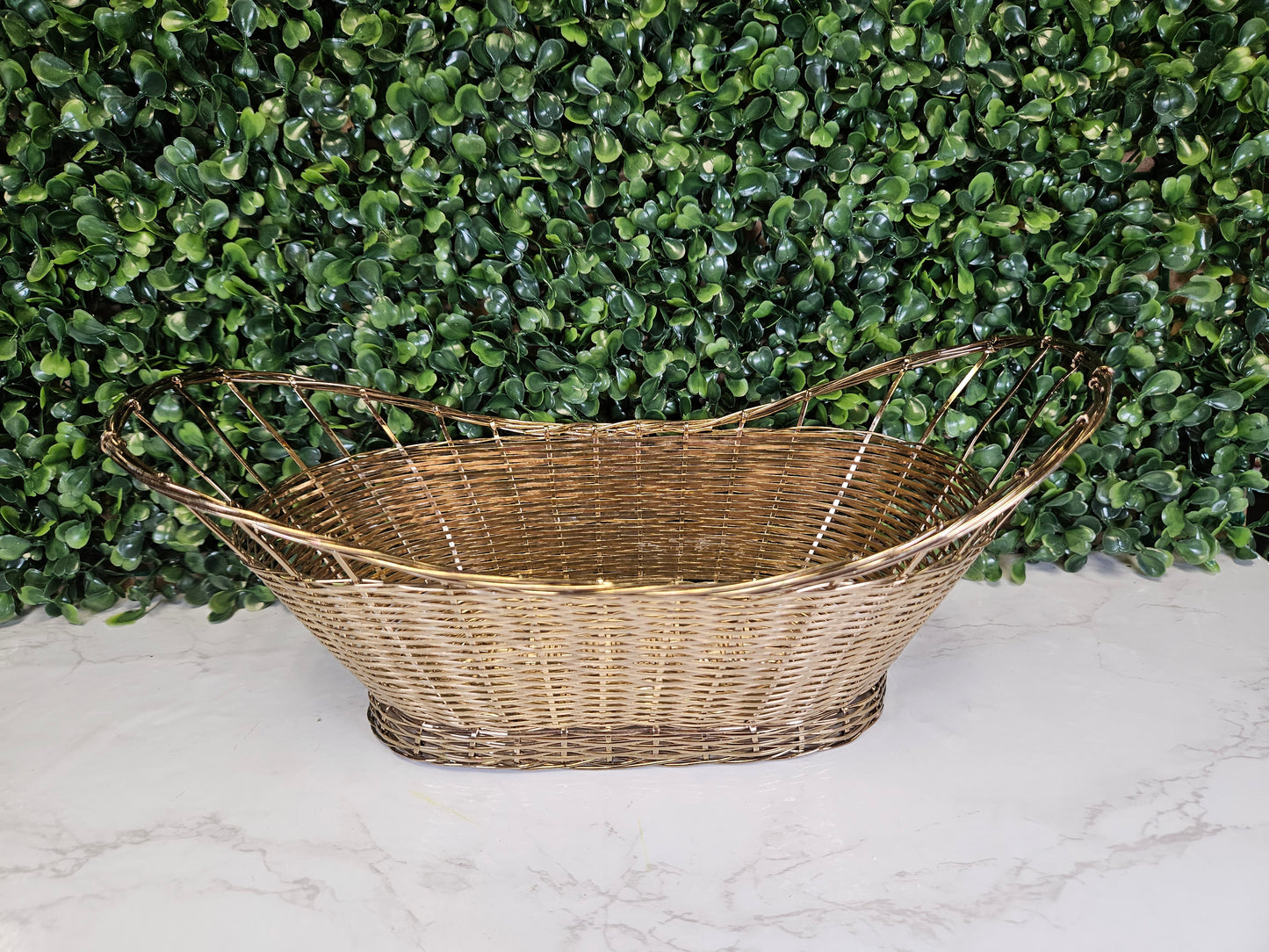 GOLD WIRE BASKET