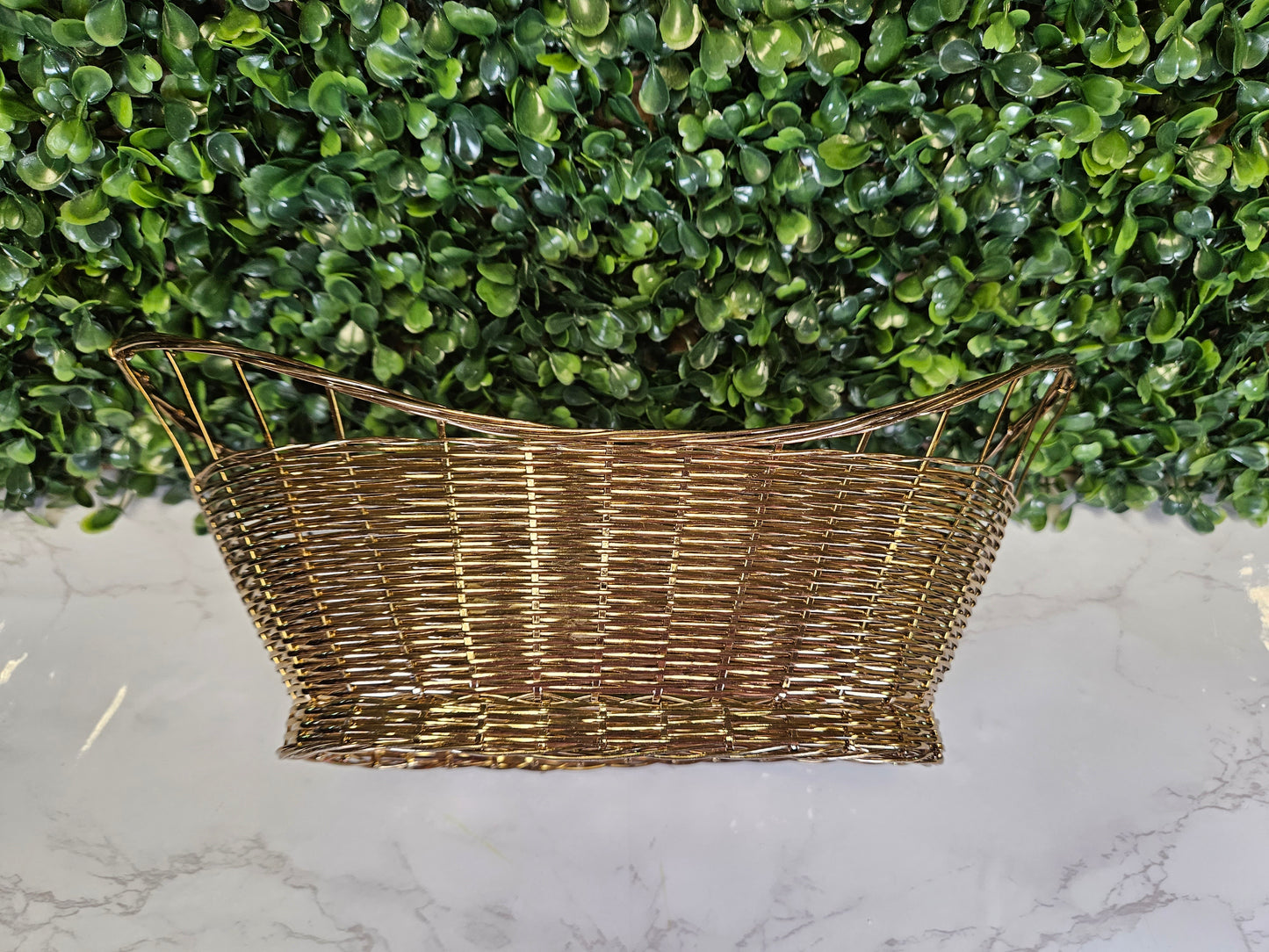 GOLD WIRE BASKET
