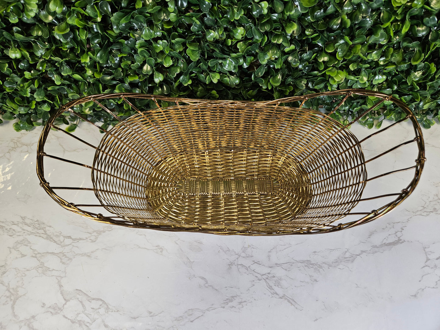 GOLD WIRE BASKET