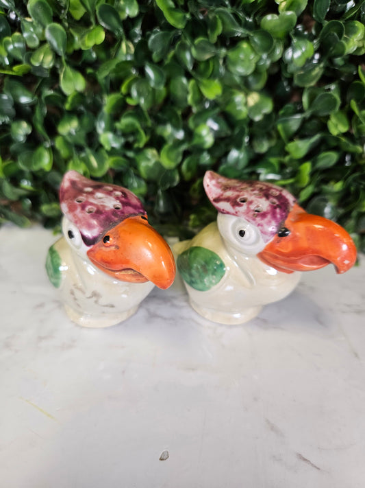 Vintage 1940s Vintage mini King Fisher Birds Japan Lusterware Ceramic Bird Salt & Pepper Shakers