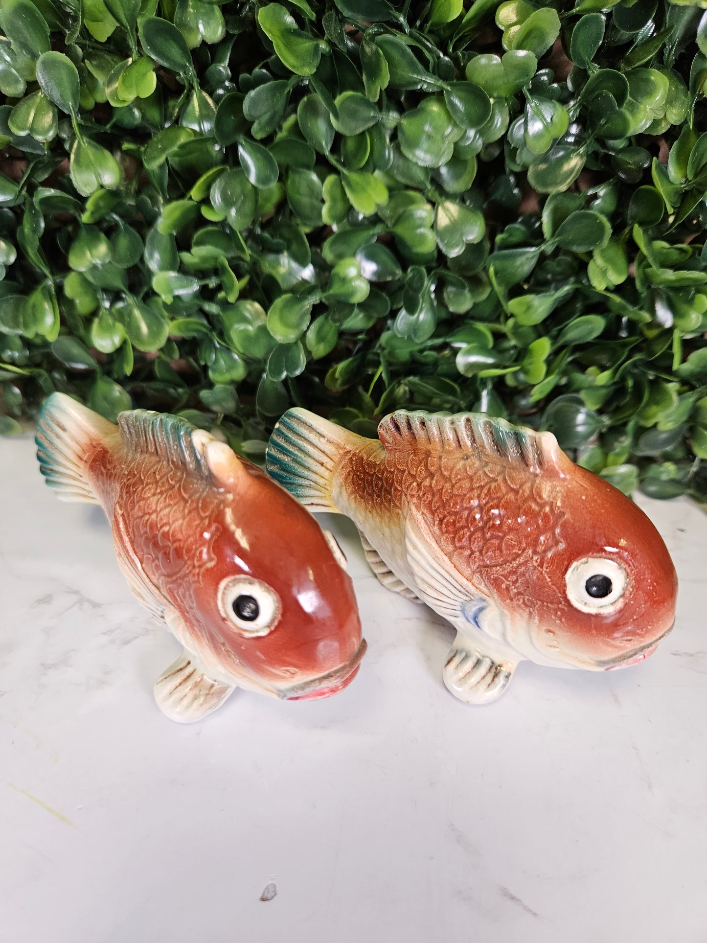 Vintage Brown Green Yellow Fish Salt & Pepper Shakers Japan