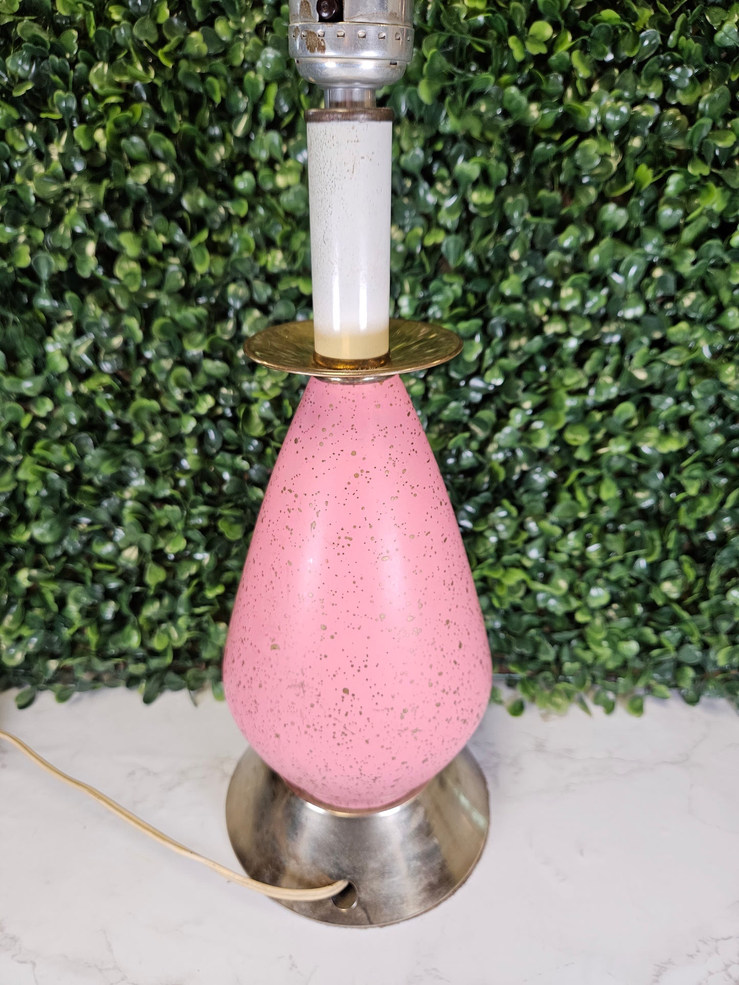 Vintage Mid Century Pink Speckled ceramic Atomic Table Bedroom Lamp Works - bedside