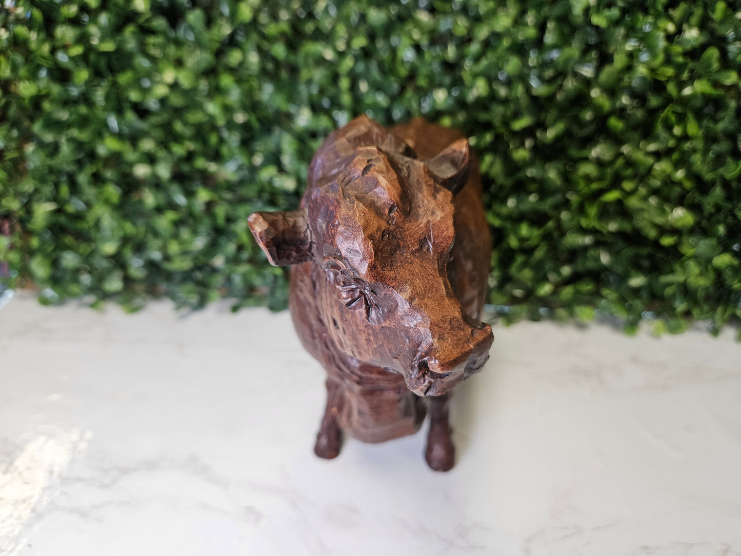 BEAUTIFUL WOOD LOOK BULL FIGURE