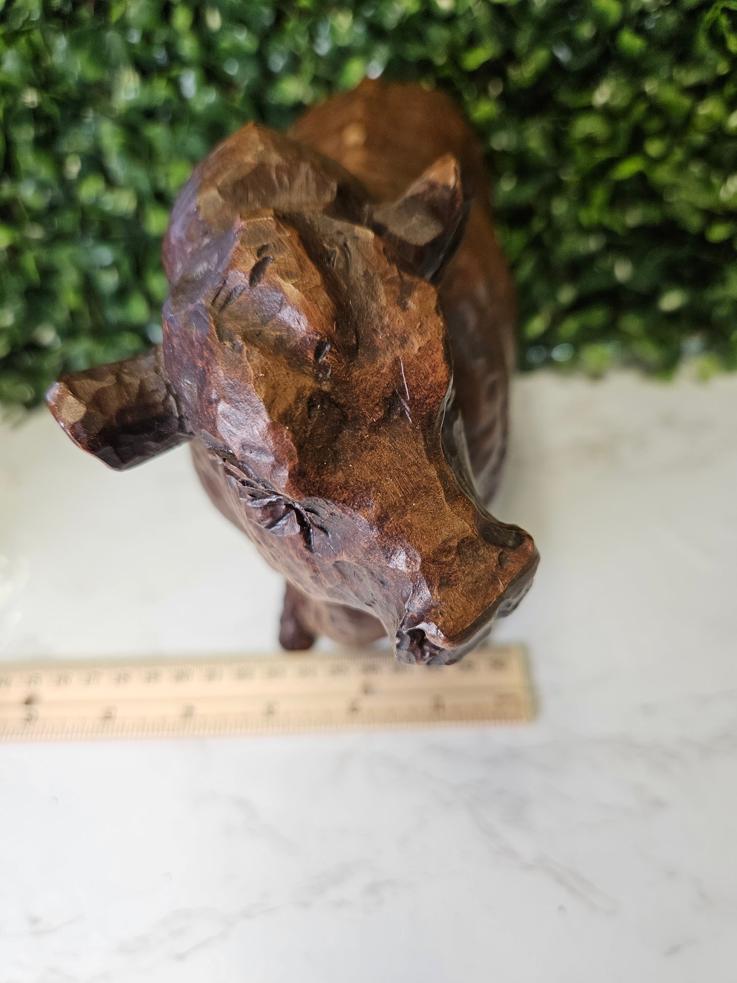 BEAUTIFUL WOOD LOOK BULL FIGURE