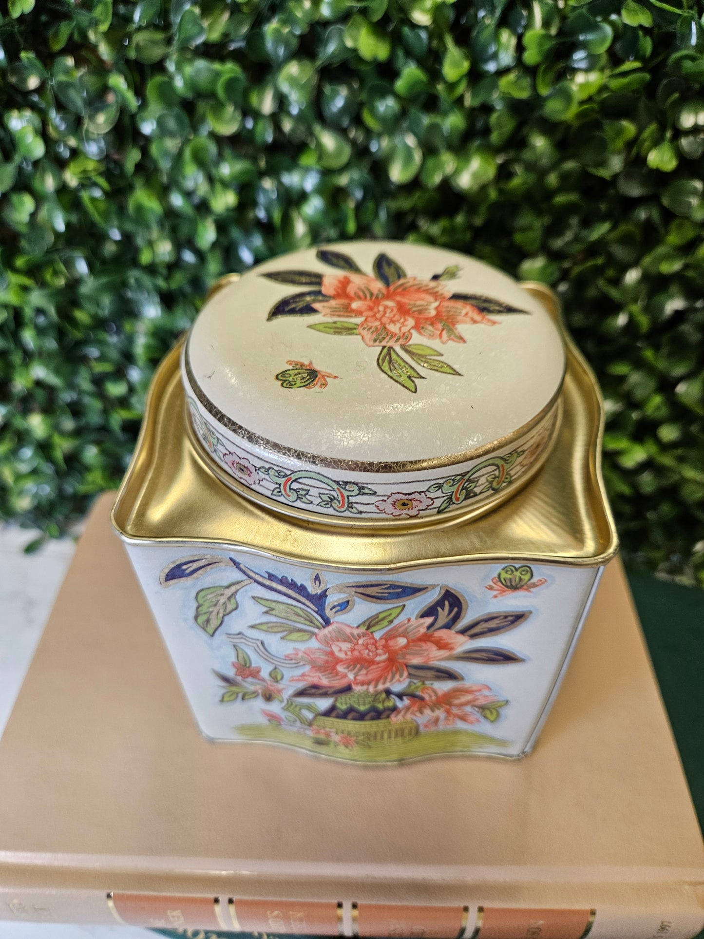 Vintage Cream & pink gold floral tin