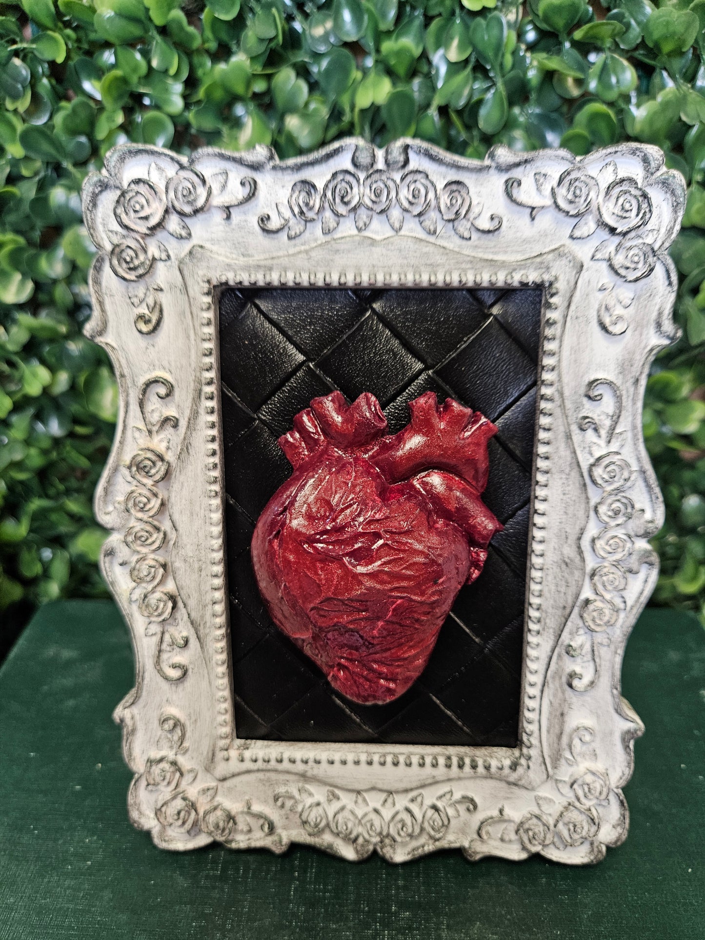 Red & Black anatomical heart frame A2