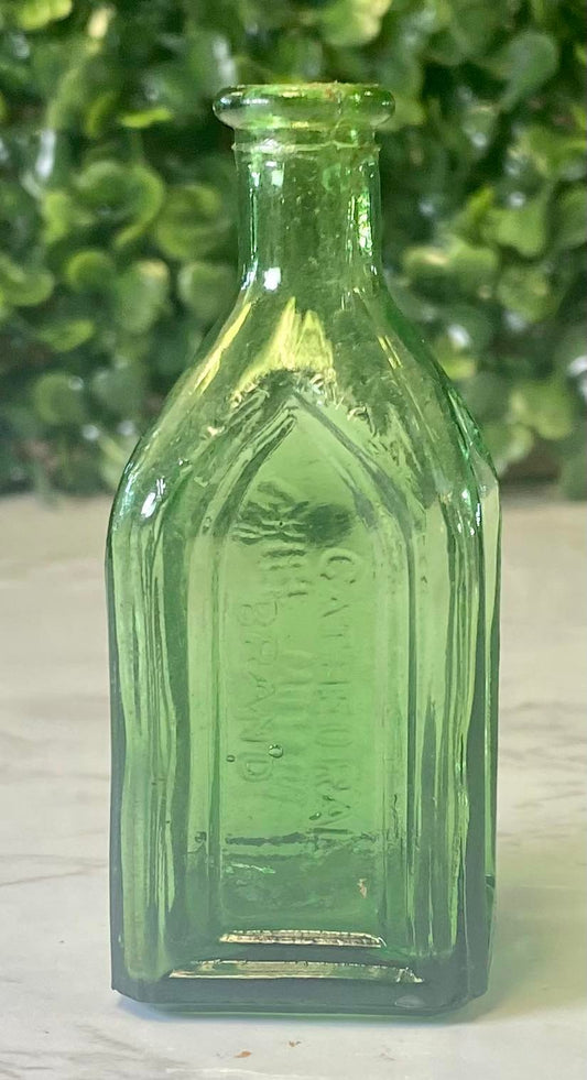 Vintage 7.5" Chief Wahoo Electric Tonic Walbridge Co.  CATHEDRAL - GREEN