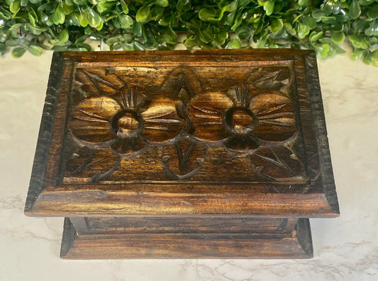 Vintage hand carved wood trinket box with lid - wood carved flower motif on top - mexico